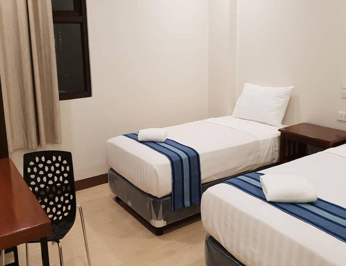 Hotel Lourdes Laoag Exterior foto