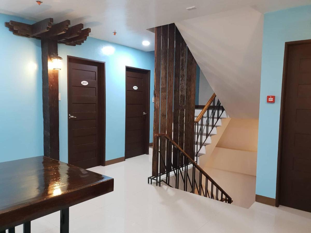 Hotel Lourdes Laoag Exterior foto
